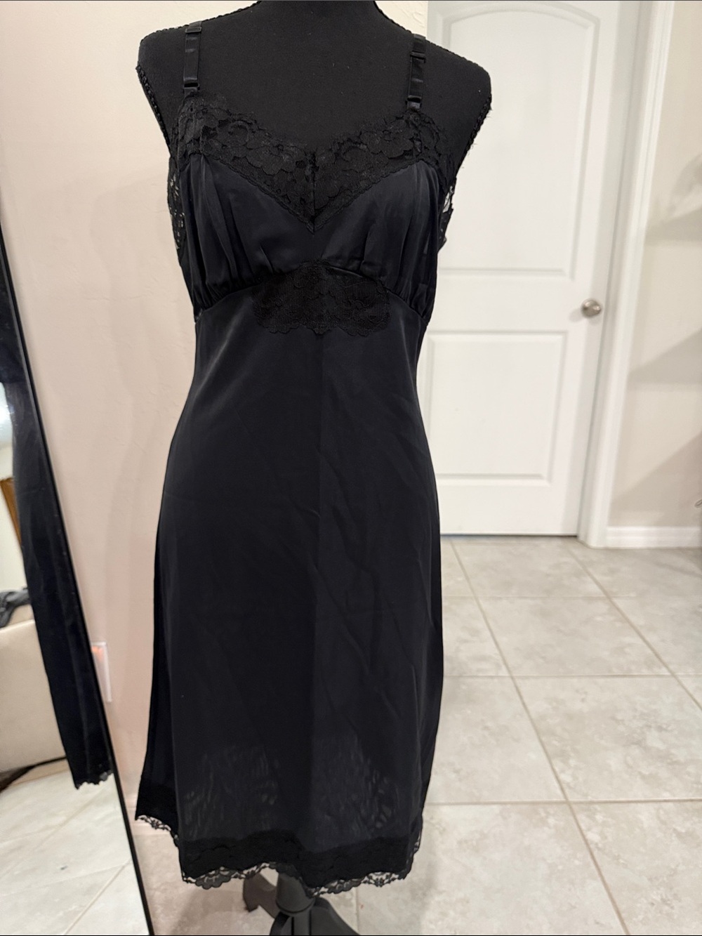 Vintage Black Satin Lace Trim Full Slip Nightgown Lingerie Adjustable Straps